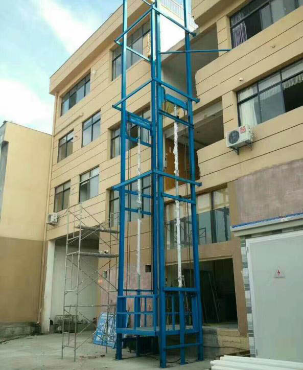 蒙陽華廚樂商貿有限公司定制的升降貨梯